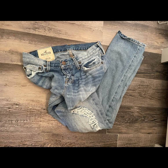 Hollister jeans 30x32 comfy distressed button fly - Picture 3 of 4